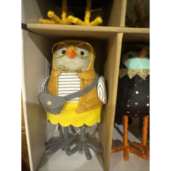 Target Wondershop Featherly Friends 2025 Anniversary Collection 10 Bird Figurine - Picture 12 of 14